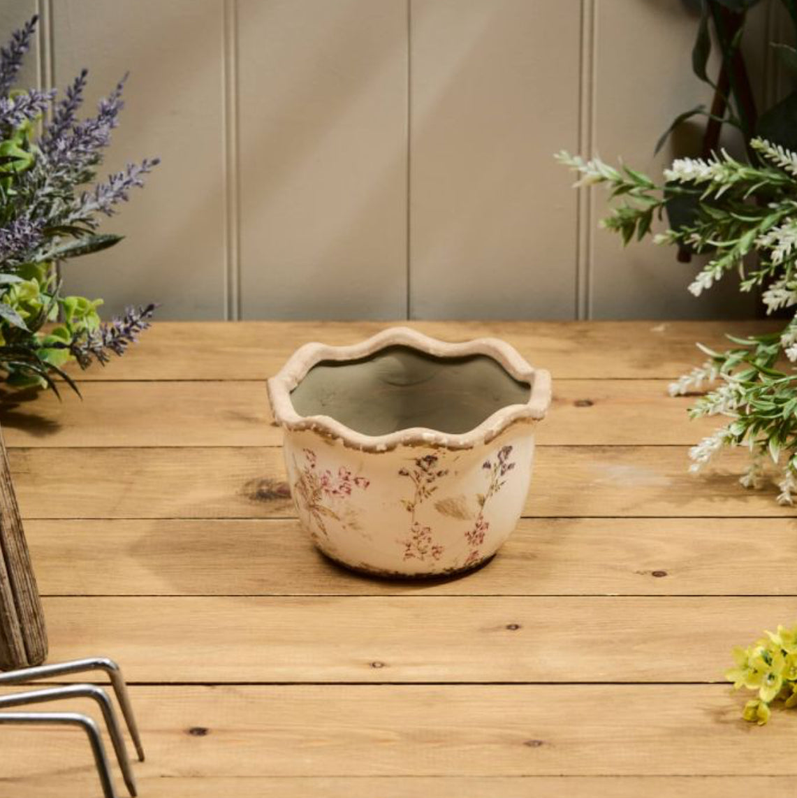 Ceramic Scallop Planter