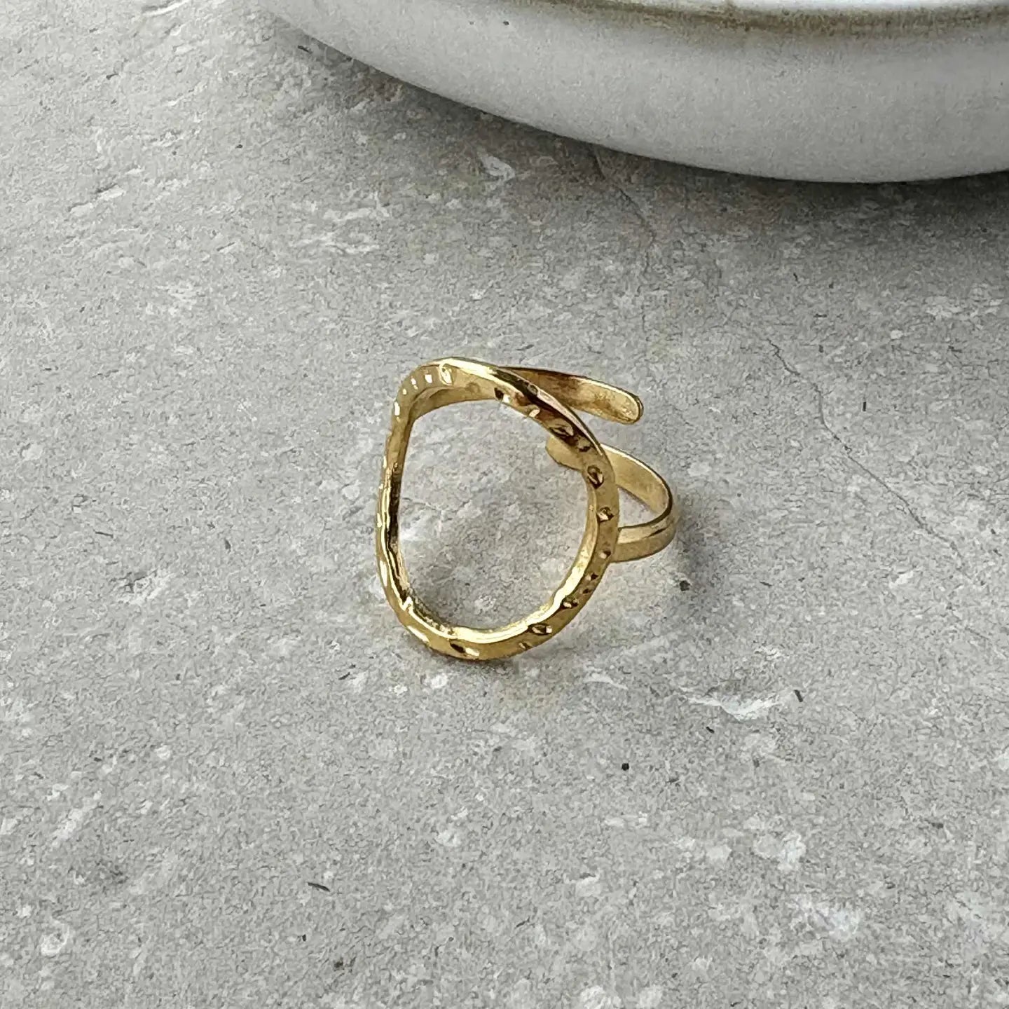 Dimpled Circle Open Ring