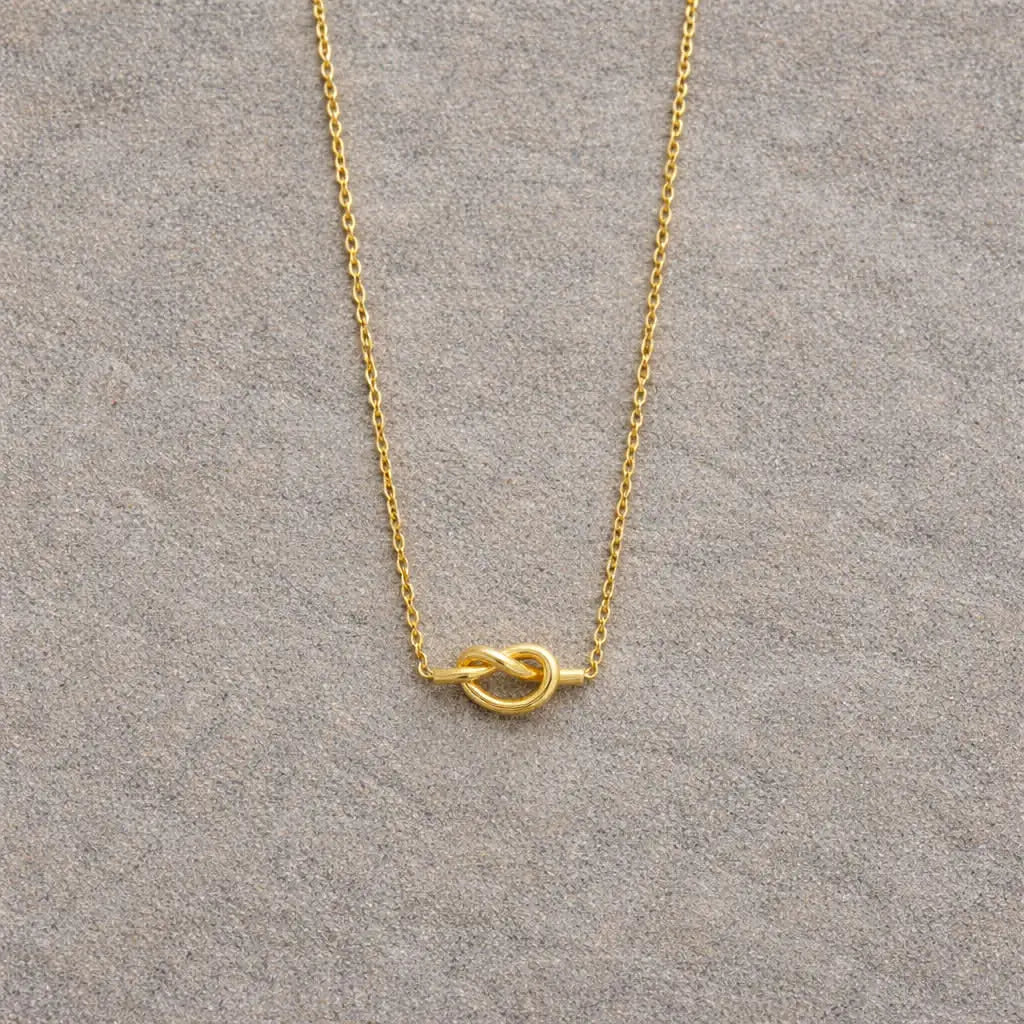 Knot Necklace