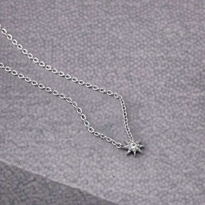 Star Zirconia Necklace Silver