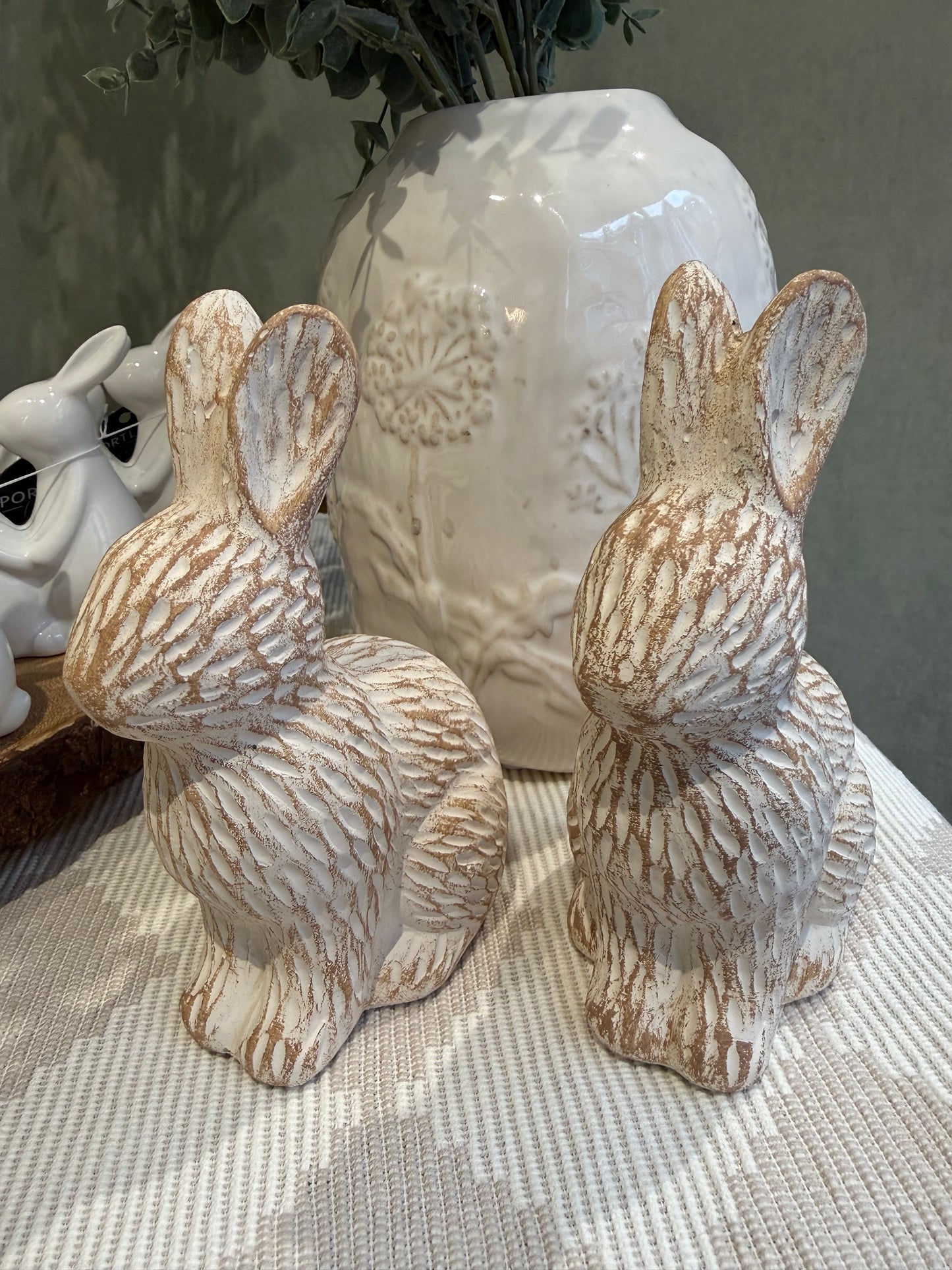 Textured Sitting Bunny
