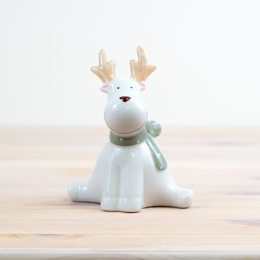 Sitting Reindeer