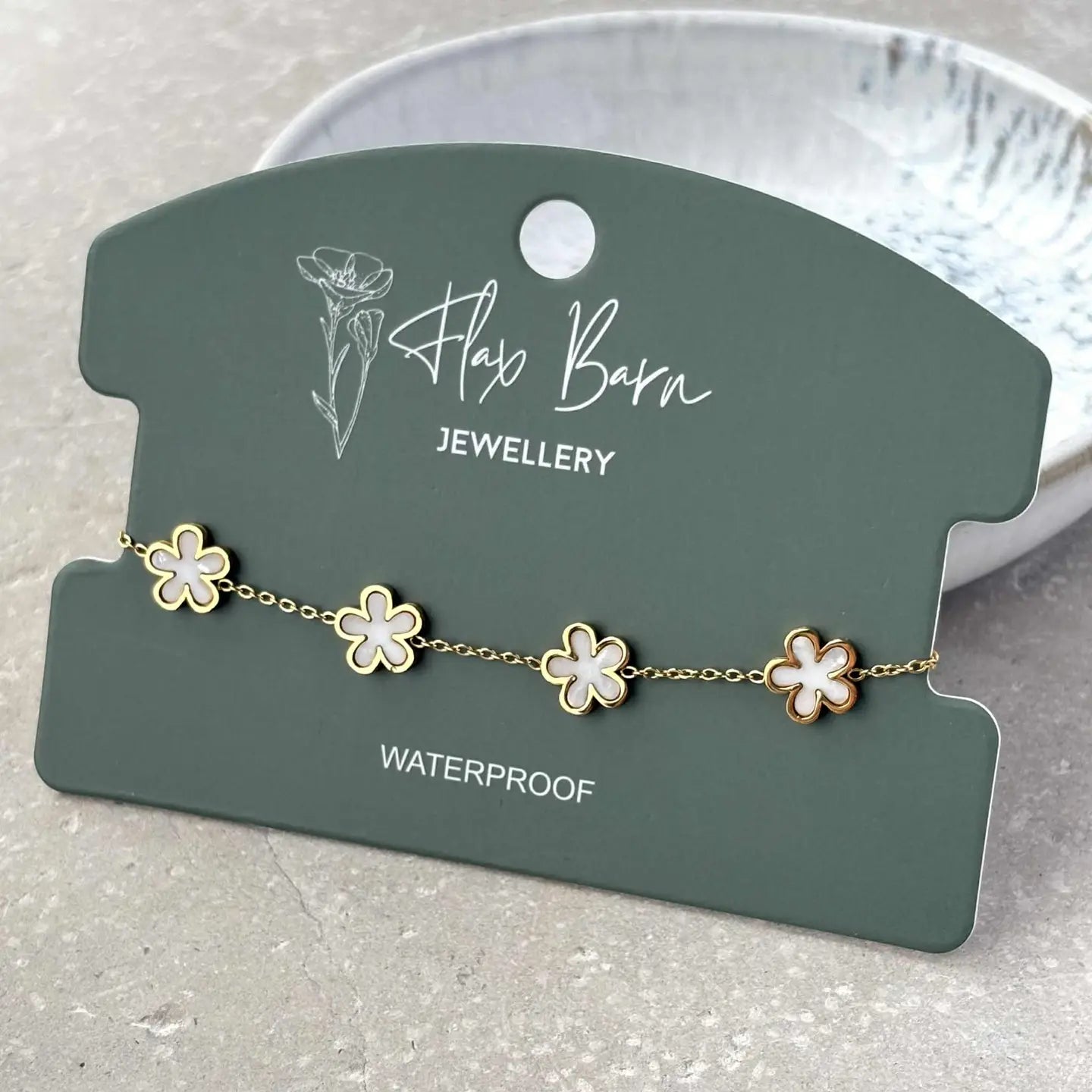Pearlescent Flower Bracelet