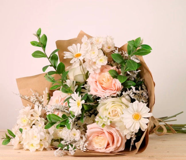 Rosey Whisper Luxury Bouquet