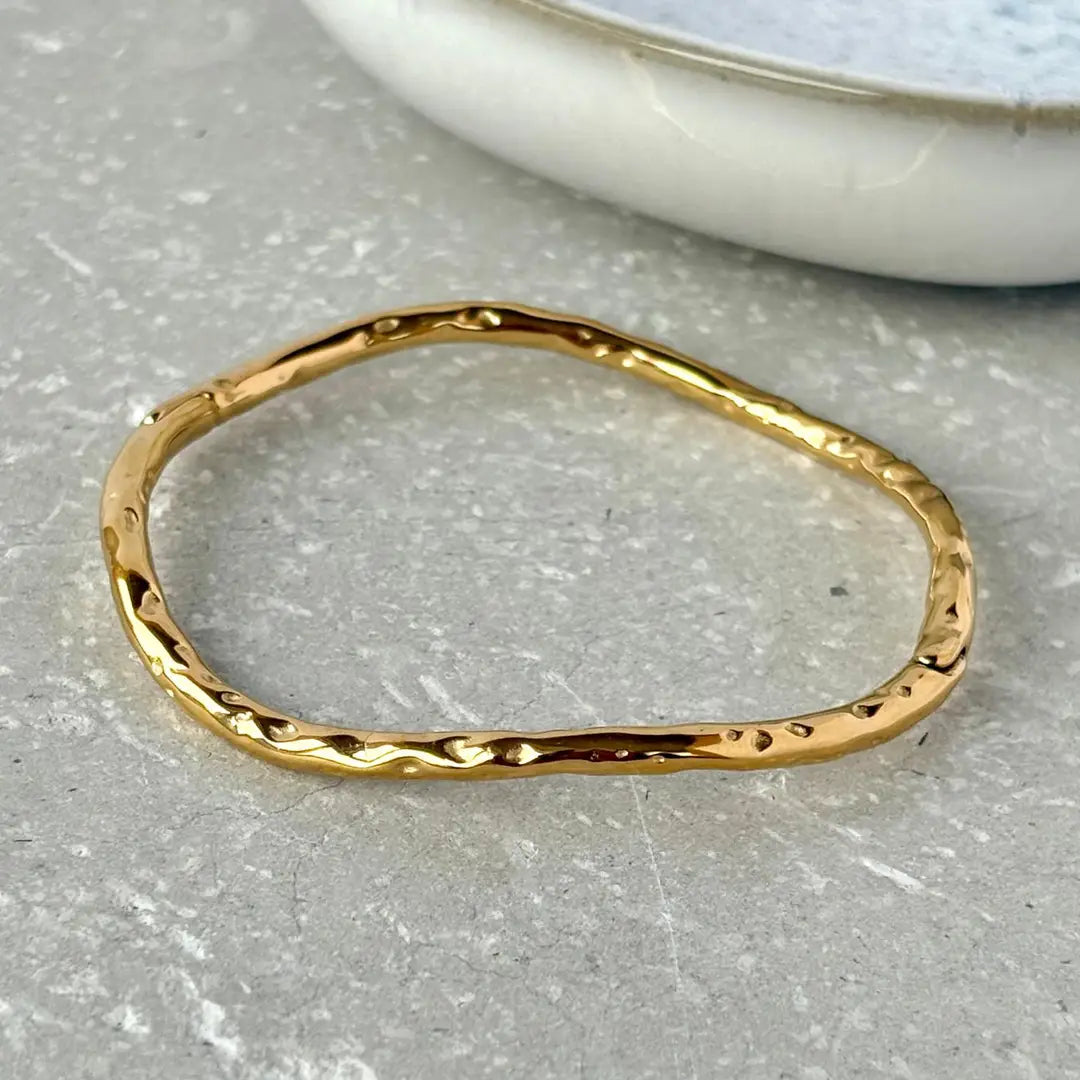 Dimpled Wavy Hinged Bangle